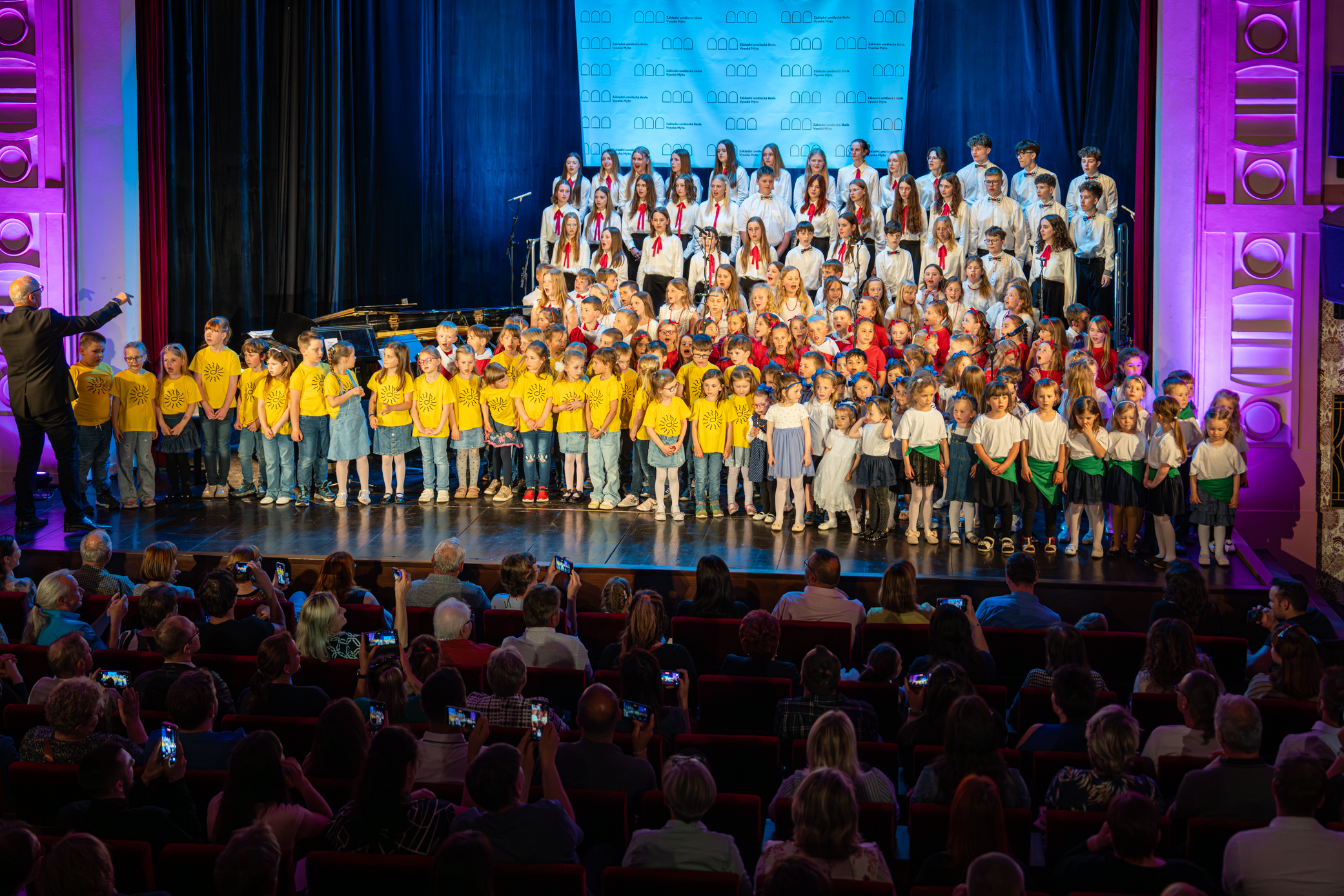 Sborovy koncert 1 a 2foto Ivan Krejza 97
